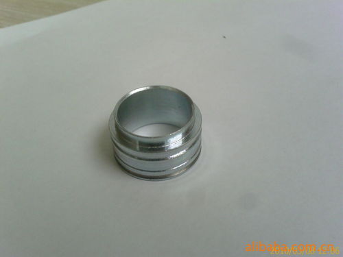 慈溪市长河镇辉弄汽车配件厂 专业汽车配件制造与市场前景